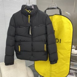 2024FW FENDI フェンデイ セールで嬉しい入荷 メンズ用 ダウンジャケット 
