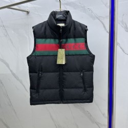 2024FW GUCCI グッチ 今季買い逃した人必見! メンズ用 ダウンベスト 