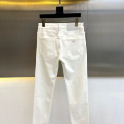 2024FW ARMANI アルマーニ 引き続き人気のアイテム ジーパン