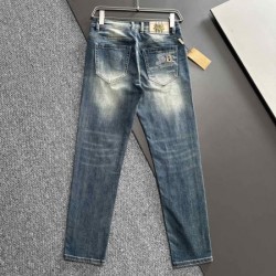 2024FW BURBERRY バーバリー 今年のトレンドを先取り ジーパン