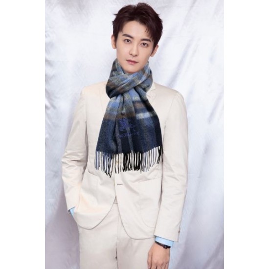 2024FW スカーフ BURBERRY バーバリー 素材感を引き出せるアイテム 2024FW スカーフ BURBERRY バーバリー 素材感を引き出せるアイテム