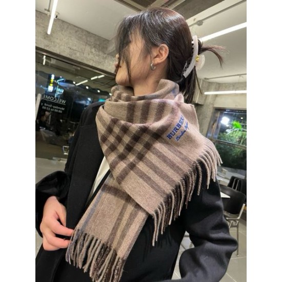 2024FW スカーフ BURBERRY バーバリー 数年愛用しても人気アイテム