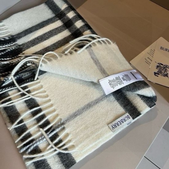 2024FW スカーフ BURBERRY バーバリー 数年愛用しても人気アイテム