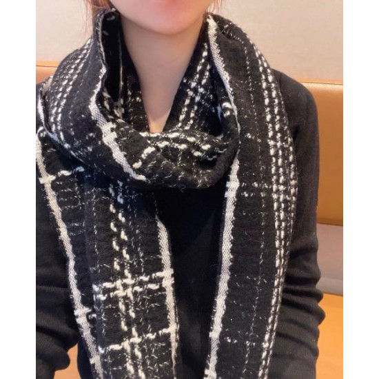 2024FW スカーフ CHANEL シャネル 人気ファッション雑誌でも掲載