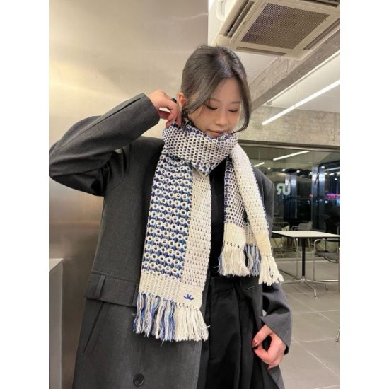 2024FW スカーフ CHANEL シャネル 普段使いにぴったりのデザイン 2024FW スカーフ CHANEL シャネル 普段使いにぴったりのデザイン