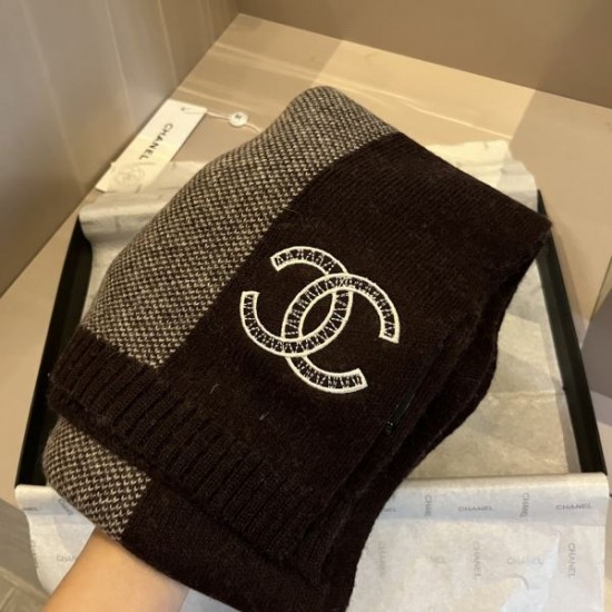2024FW スカーフ CHANEL シャネル カジュアルなのに高感度が高く 2024FW スカーフ CHANEL シャネル カジュアルなのに高感度が高く