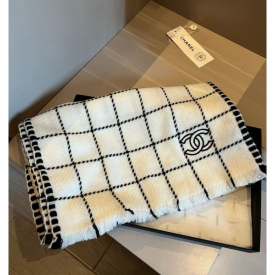 2024FW スカーフ CHANEL シャネル クラシックな雰囲気のトップス 2024FW スカーフ CHANEL シャネル クラシックな雰囲気のトップス