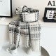 2024FW スカーフ CHANEL シャネル カジュアルもある絶妙な雰囲気 2024FW スカーフ CHANEL シャネル カジュアルもある絶妙な雰囲気