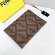 2024FW スカーフ FENDI フェンデイ 秋冬ムードを高める最旬トレンド 2024FW スカーフ FENDI フェンデイ 秋冬ムードを高める最旬トレンド