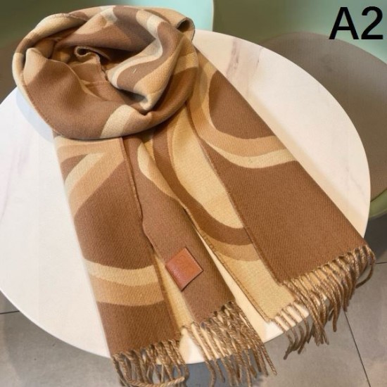 2024FW スカーフ LOEWE ロエベ 日本でも根強い人気のブランド 2024FW スカーフ LOEWE ロエベ 日本でも根強い人気のブランド