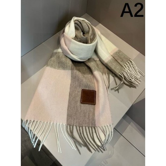 2024FW スカーフ LOEWE ロエベ 手持ち在庫あり海外セレブ愛用 2024FW スカーフ LOEWE ロエベ 手持ち在庫あり海外セレブ愛用