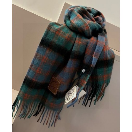 2024FW スカーフ LOEWE ロエベ 手持ち在庫あり海外セレブ愛用 2024FW スカーフ LOEWE ロエベ 手持ち在庫あり海外セレブ愛用
