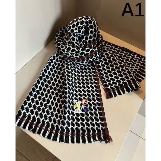 2024FW スカーフ LOUIS VUITTON ルイヴィトン 今年も大活躍間違いなし 2024FW スカーフ LOUIS VUITTON ルイヴィトン 今年も大活躍間違いなし