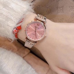 2024SS インパクト抜群のデザイン ARMANI アルマーニ 時計 ウォッチ
