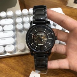 2024SS 存在感ばっちりなアイテム ARMANI アルマーニ 時計 ウォッチ