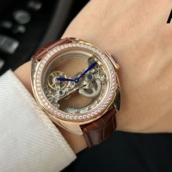 2024SS セレブや芸能人からも愛用 CARTIER カルティエ 時計 ウォッチ