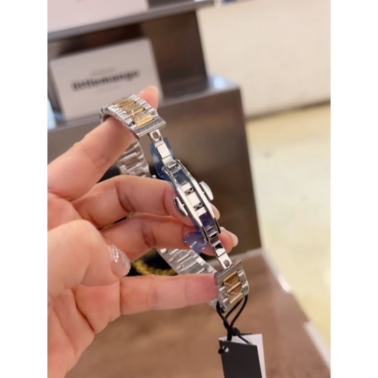 2024SS 最新ファッションのポイント GUCCI グッチ 時計 ウォッチ 2024SS 最新ファッションのポイント GUCCI グッチ 時計 ウォッチ