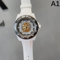 2024SS 目を引くーデザインが特徴的 GUCCI グッチ 時計 ウォッチ
