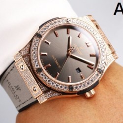 2024SS 上品ですっきり、好感度抜群 HUBLOT ウブロ 時計 ウォッチ