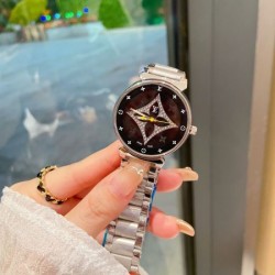 2024SS おしゃれを楽しむ！ LOUIS VUITTON ルイヴィトン 時計 ウォッチ