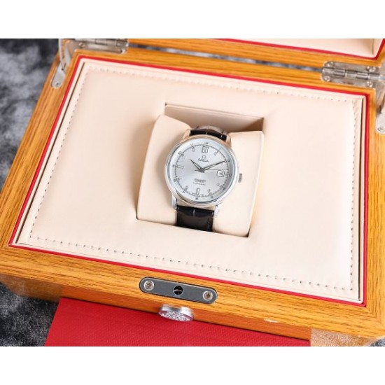 2024SS これからの季節、大活躍 OMEGA オメガ 時計 ウォッチ