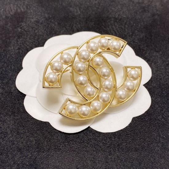 セレブも夢中ブランド新作 2024SS ブローチ CHANEL シャネル セレブも夢中ブランド新作 2024SS ブローチ CHANEL シャネル