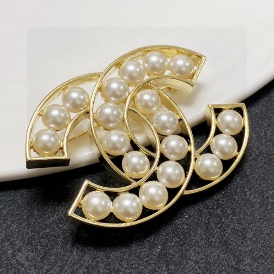 セレブも夢中ブランド新作 2024SS ブローチ CHANEL シャネル セレブも夢中ブランド新作 2024SS ブローチ CHANEL シャネル