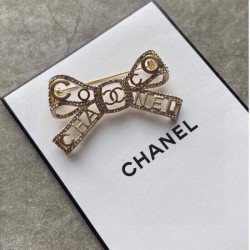 雑誌掲載も多数注目の新作 2024SS ブローチ CHANEL シャネル