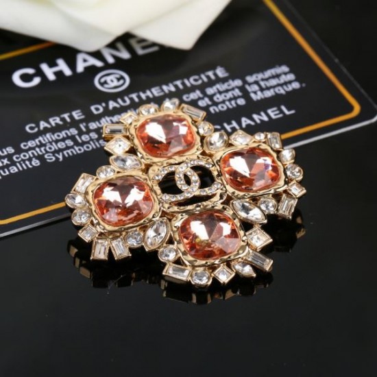 春の最旬スタイルを楽しい 2024SS ブローチ CHANEL シャネル 春の最旬スタイルを楽しい 2024SS ブローチ CHANEL シャネル