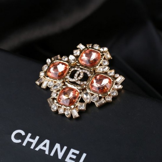 春の最旬スタイルを楽しい 2024SS ブローチ CHANEL シャネル 春の最旬スタイルを楽しい 2024SS ブローチ CHANEL シャネル