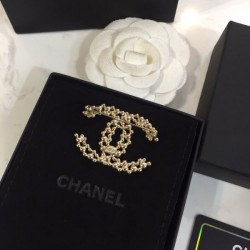 大人っぽいスタイルが完成 2024SS ブローチ CHANEL シャネル