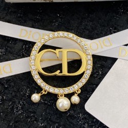 特に話題なの上品　即完売 2024SS ブローチ DIOR ディオール