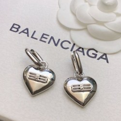 色にも流行り 2024SS イヤリング BALENCIAGA バレンシアガ