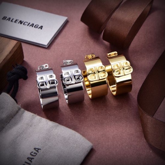 魅力的な新作 2024SS イヤリング BALENCIAGA バレンシアガ 魅力的な新作 2024SS イヤリング BALENCIAGA バレンシアガ