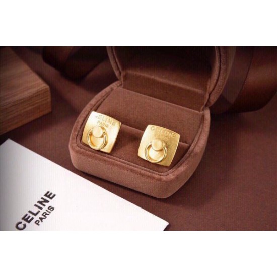 この時季だからお買い得 2024SS イヤリング CELINE セリーヌ この時季だからお買い得 2024SS イヤリング CELINE セリーヌ