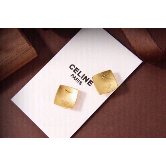 この時季だからお買い得 2024SS イヤリング CELINE セリーヌ この時季だからお買い得 2024SS イヤリング CELINE セリーヌ