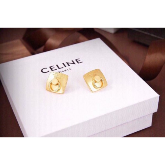 この時季だからお買い得 2024SS イヤリング CELINE セリーヌ この時季だからお買い得 2024SS イヤリング CELINE セリーヌ
