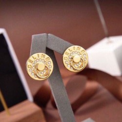 新作セール価格でゲット 2024SS イヤリング CELINE セリーヌ
