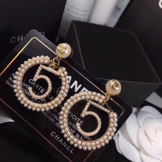 最新☆大人気☆話題沸騰 2024SS イヤリング CHANEL シャネル 最新☆大人気☆話題沸騰 2024SS イヤリング CHANEL シャネル