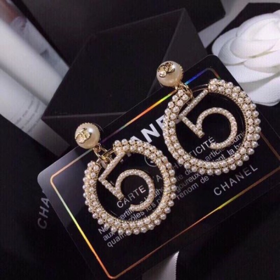 最新☆大人気☆話題沸騰 2024SS イヤリング CHANEL シャネル 最新☆大人気☆話題沸騰 2024SS イヤリング CHANEL シャネル