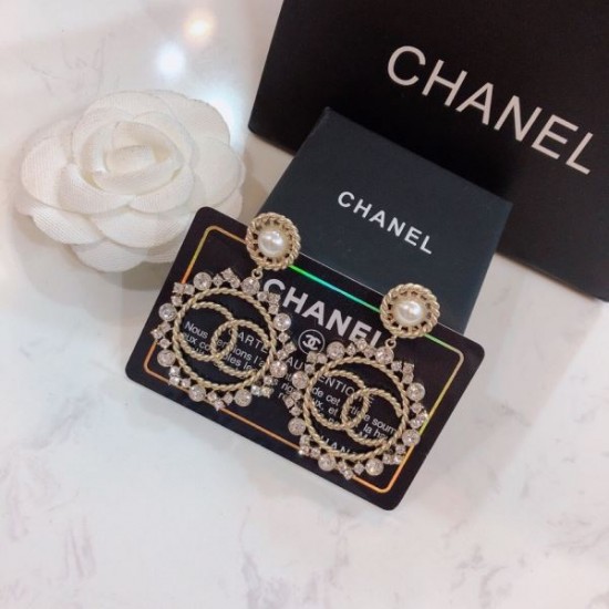 ファッション感度の高い 2024SS イヤリング CHANEL シャネル ファッション感度の高い 2024SS イヤリング CHANEL シャネル