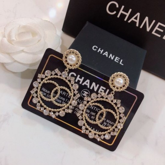 ファッション感度の高い 2024SS イヤリング CHANEL シャネル ファッション感度の高い 2024SS イヤリング CHANEL シャネル