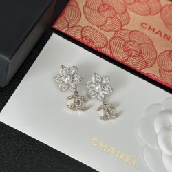 今年の春はこれで決まり 2024SS イヤリング CHANEL シャネル