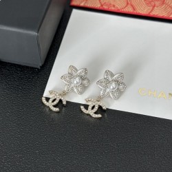 今年の春はこれで決まり 2024SS イヤリング CHANEL シャネル