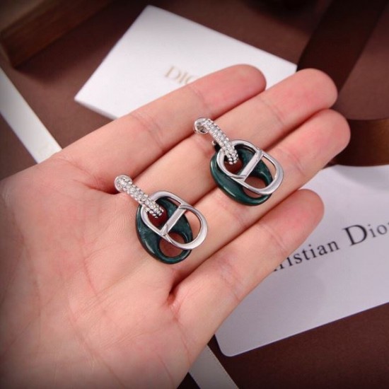 目が離せない春季新作 2024SS イヤリング DIOR ディオール 目が離せない春季新作 2024SS イヤリング DIOR ディオール