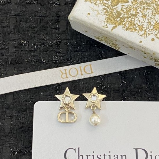 ファン必見の春夏新作 2024SS イヤリング DIOR ディオール