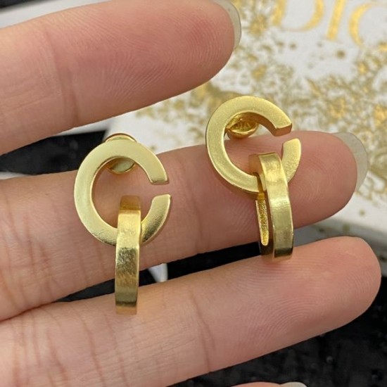 この夏に大満喫できる 2024SS イヤリング DIOR ディオール この夏に大満喫できる 2024SS イヤリング DIOR ディオール