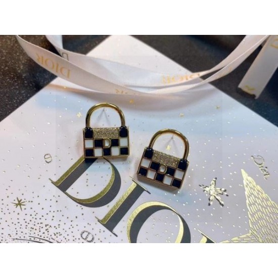 目が離せない春季新作 2024SS イヤリング DIOR ディオール 目が離せない春季新作 2024SS イヤリング DIOR ディオール