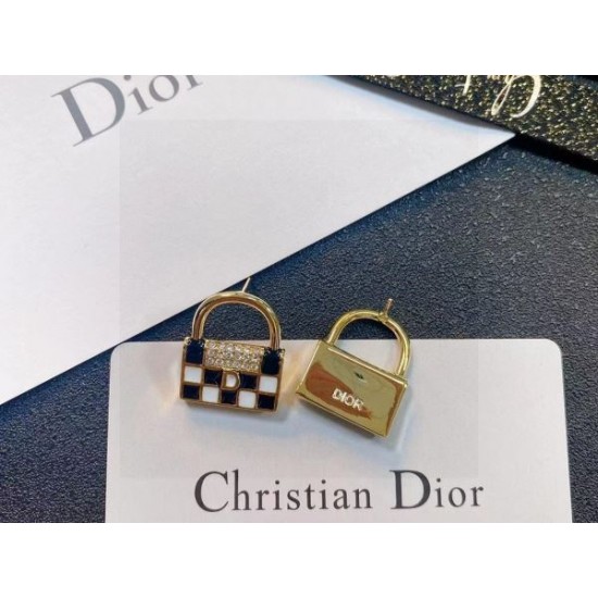 目が離せない春季新作 2024SS イヤリング DIOR ディオール 目が離せない春季新作 2024SS イヤリング DIOR ディオール