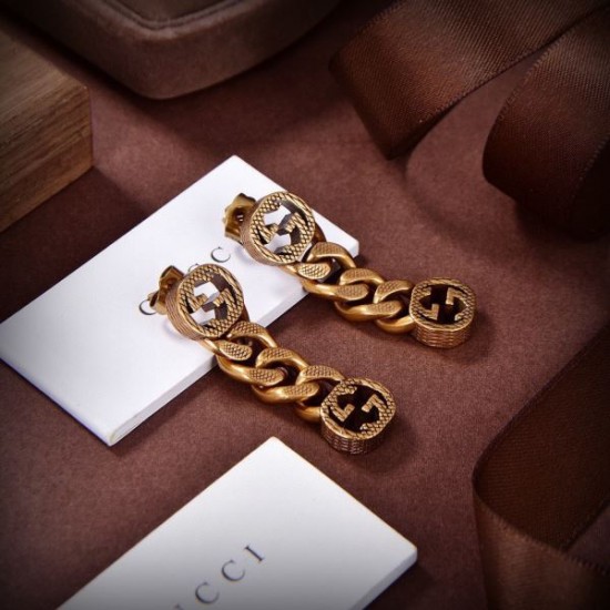 春らしい繊細なアイテム 2024SS イヤリング GUCCI グッチ 春らしい繊細なアイテム 2024SS イヤリング GUCCI グッチ